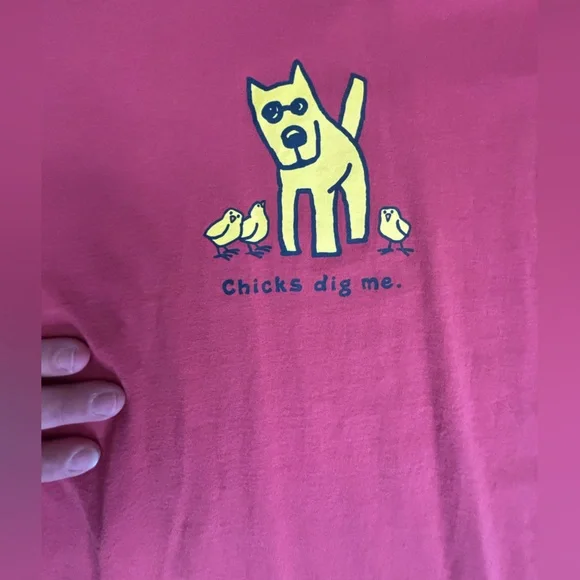 Life is good M “chicks dig me” t shirt graphic rustic fun Lagon look - Picture 2 of 4